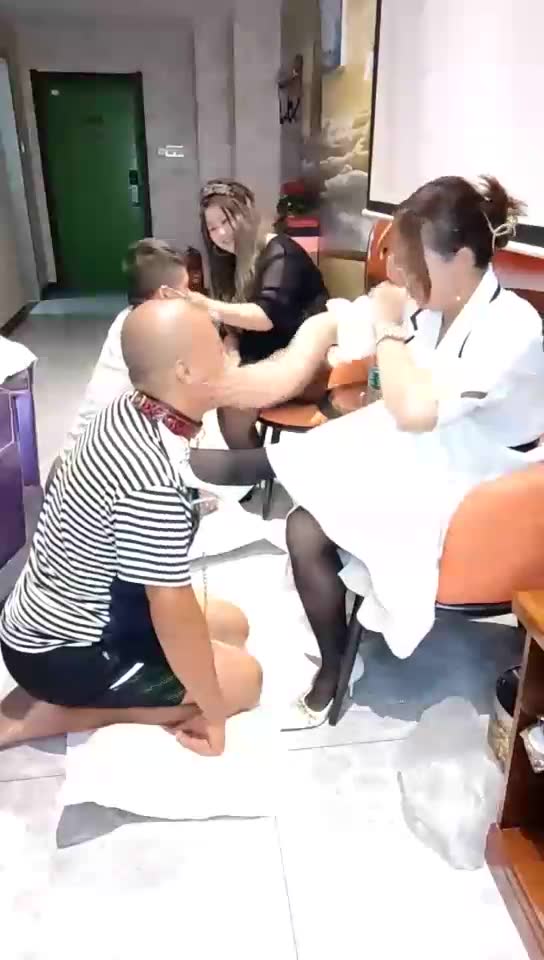 盈盈 耳光挑战1000个