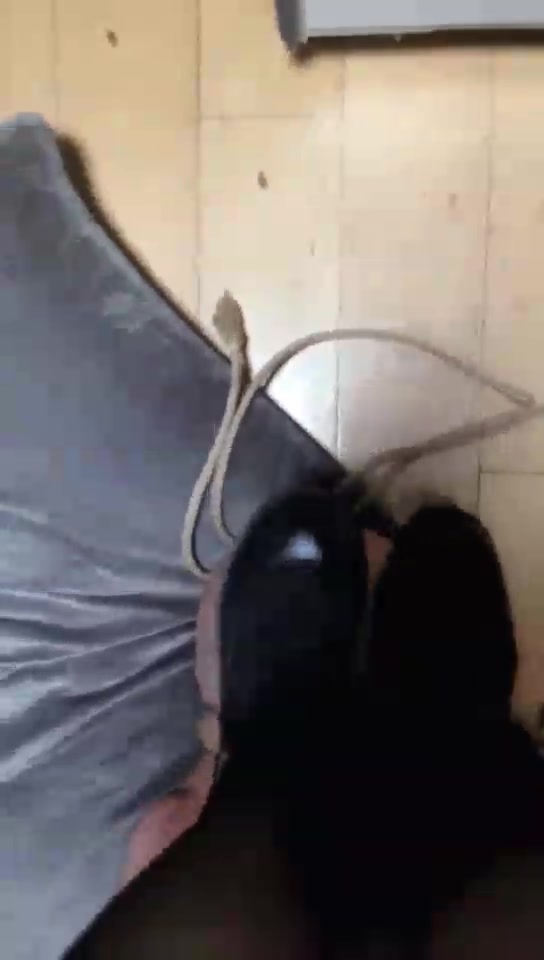 S夏夏绳缚 踩脸