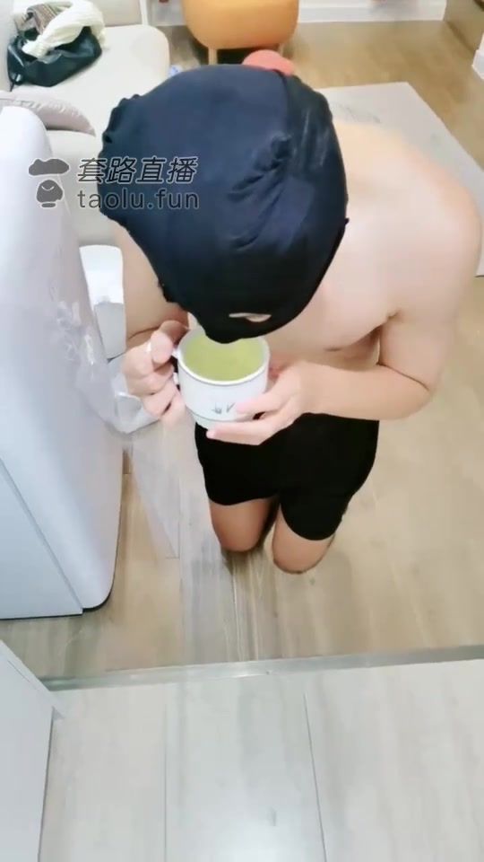 小拽 脚奴必看