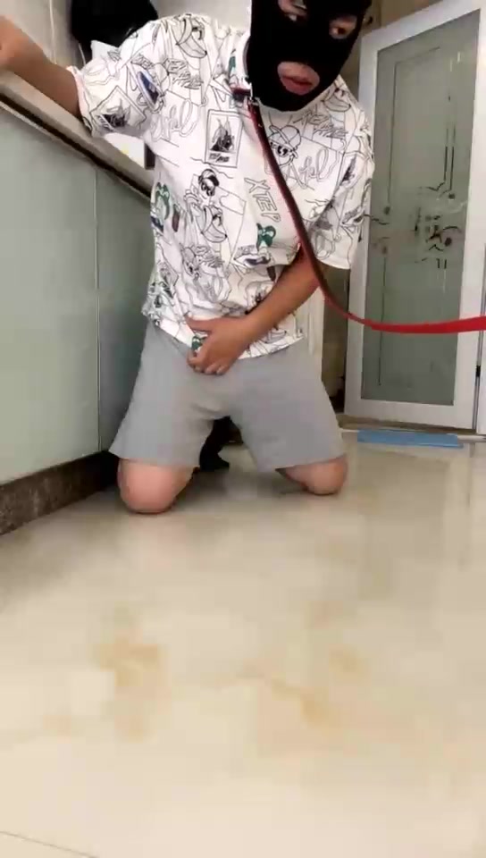 云云酱 蹦蹦跳跳踩头 全体重踩 踢档