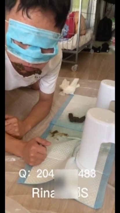瑞娜 簧金吃完津津有味