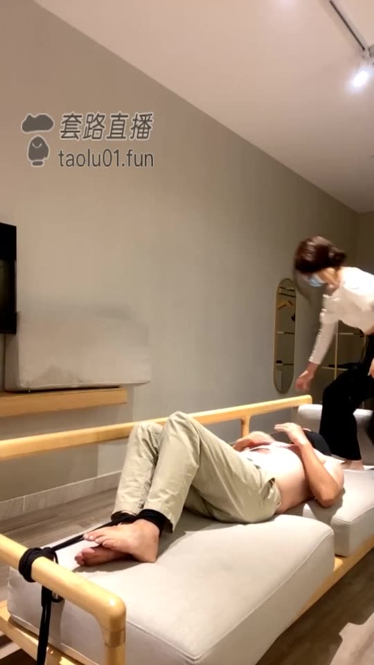 番番奶奶 调教老贱奴