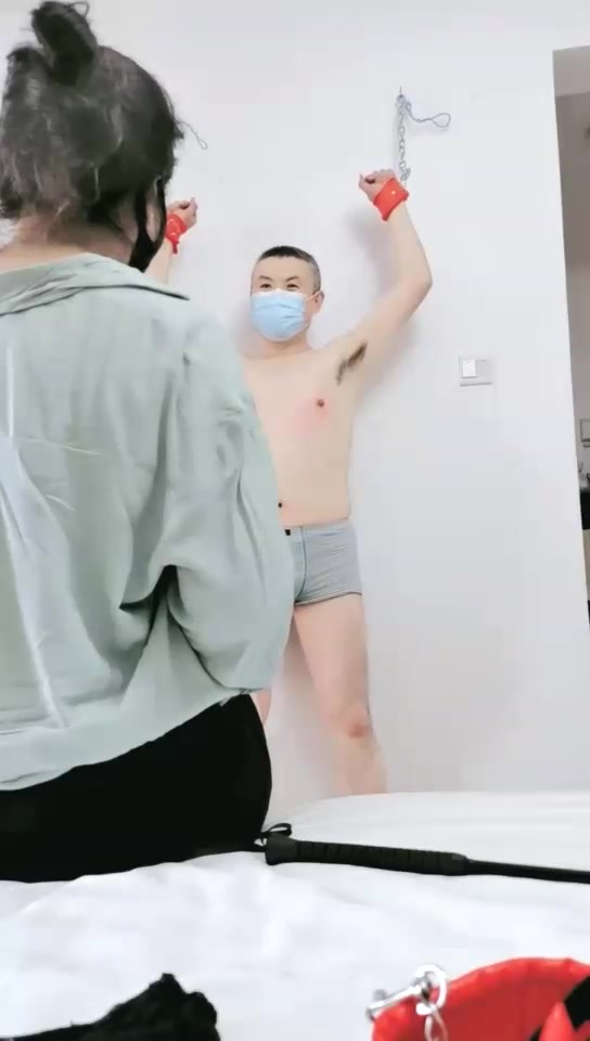 骄傲的圣殿 调教刑奴 四）