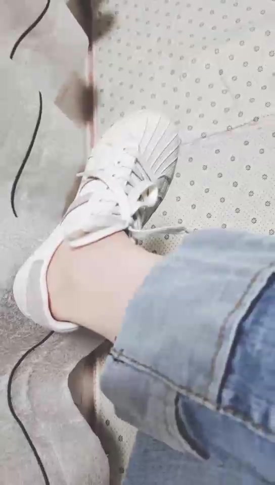 夏琳 狂踢裆 点狗 恋足 踩踏