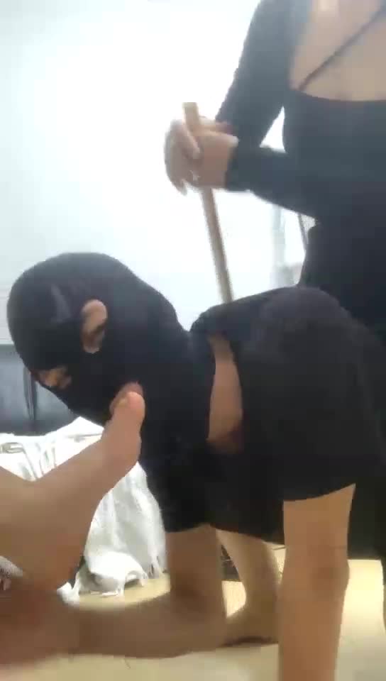婉婉 首次调教 玩弄小狗无法自拔