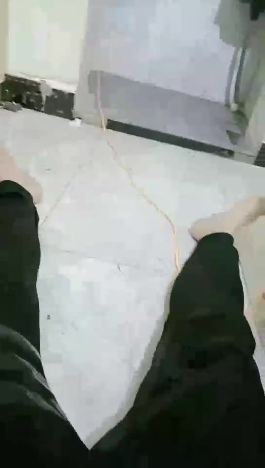 曹大成 老板娘犯骚了 求我给她舔脚