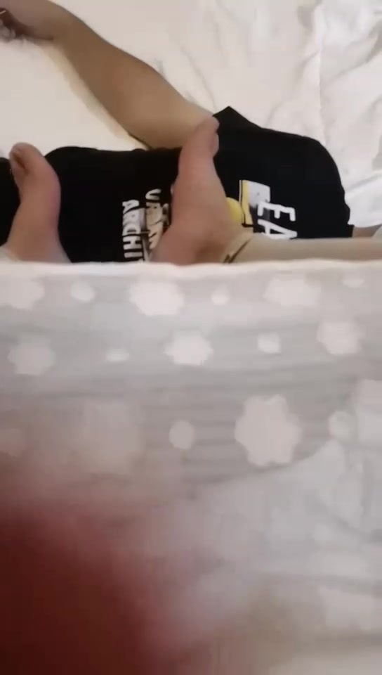 雅雅公主 踩踏 舔脚 口水