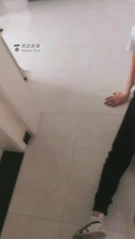 皮鞭下的诱惑 极度羞辱贱狗