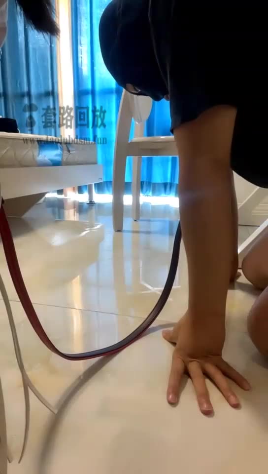 云云酱 日常踢踩打