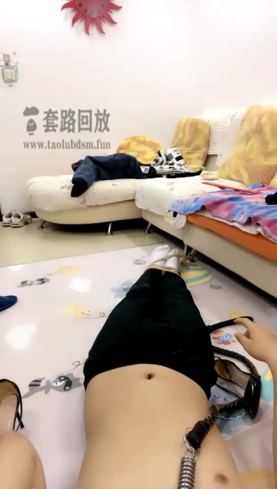 大连欣妍 舔脚 捆绑 滴蜡 鞭打 高跟虐乳