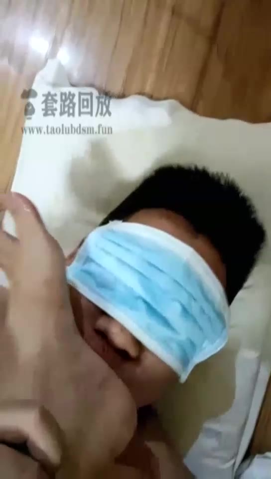 莉娜 调教真人红绿灯连炸五次