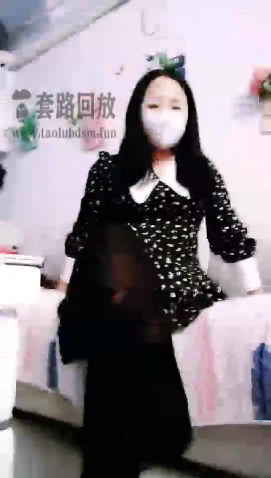 情侣月儿 第一视角 红绿灯 废物受虐狂 全家羞辱