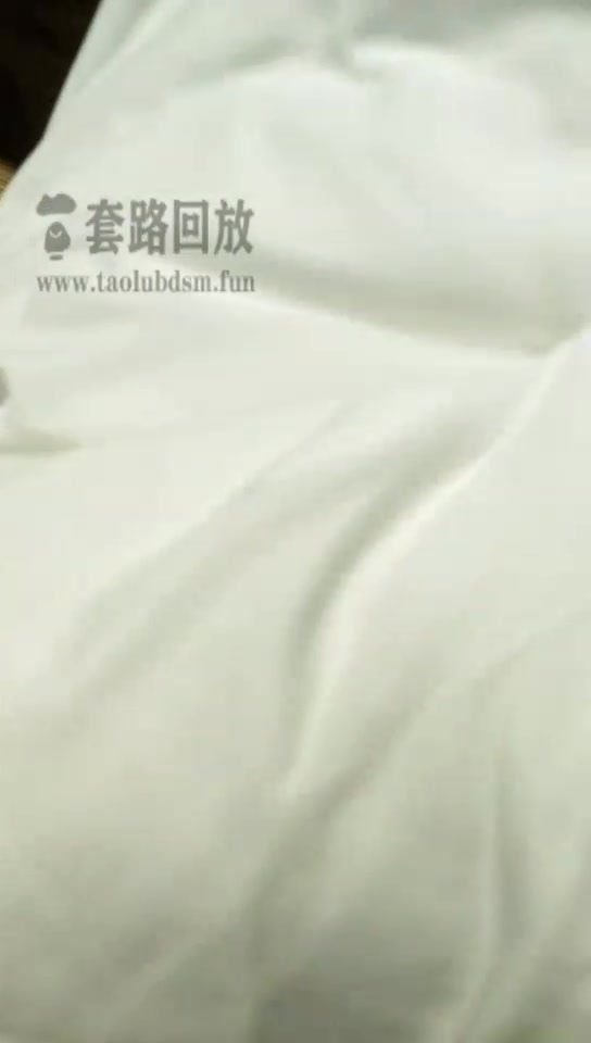 Lucys 脚下的绿帽老公 真人版红绿灯