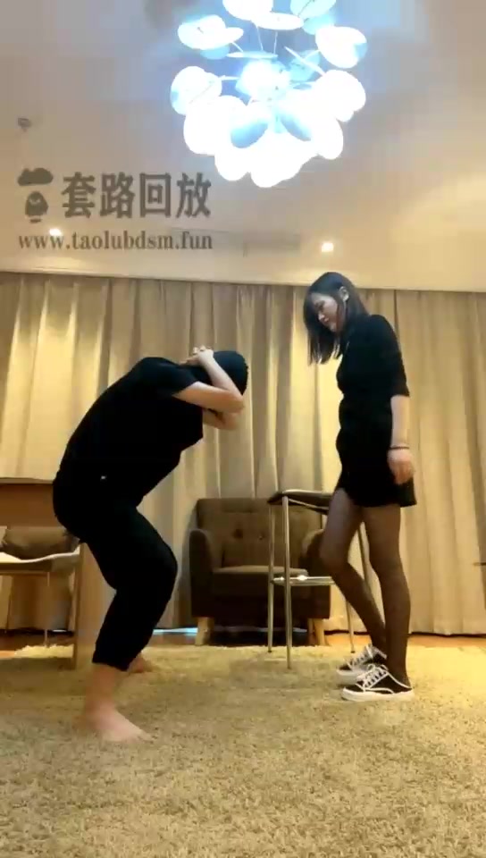 乔皙 黑丝长靴暴力提档半小时