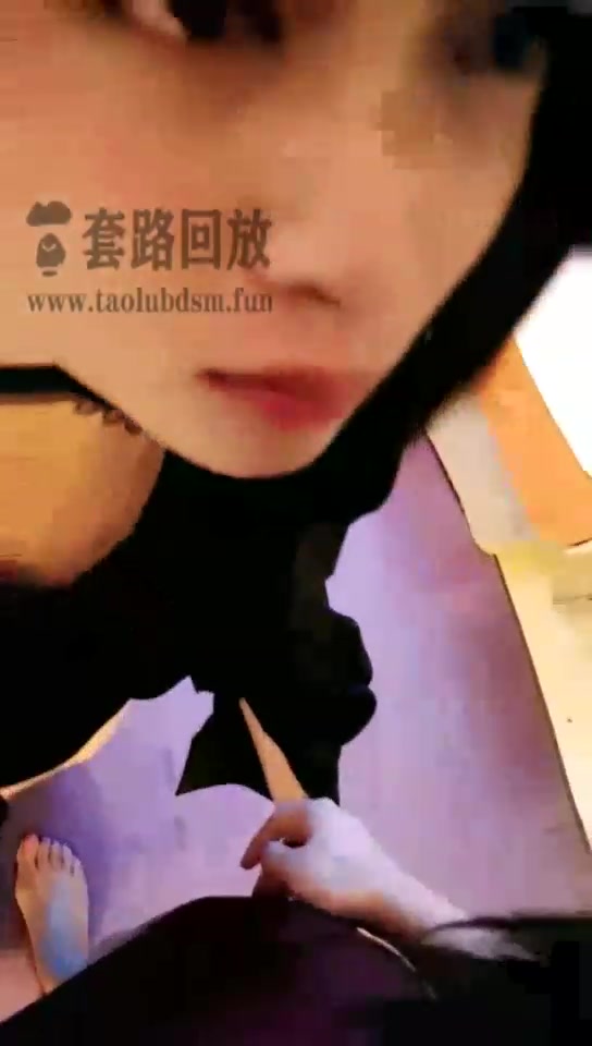 叶子天津 调教骚女M 舔脚 脚耳光 深喉 鞭打