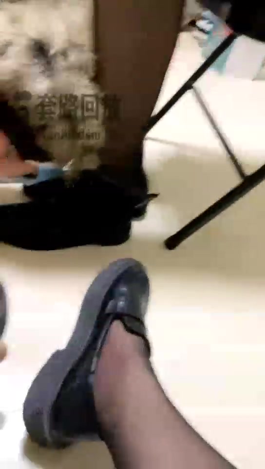 小痴大人 素人调教 刺激亲嘴口水钻胯 上集