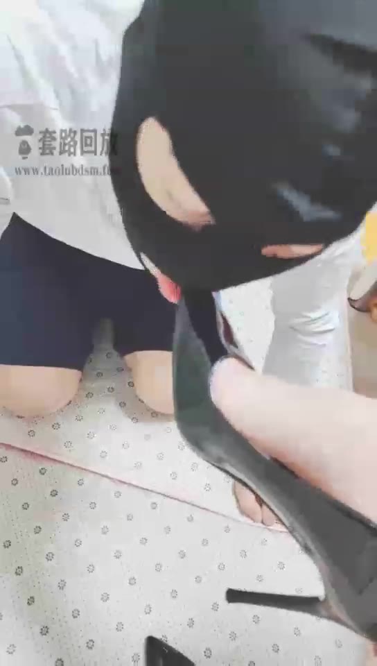 夏琳 踢裆 恋足