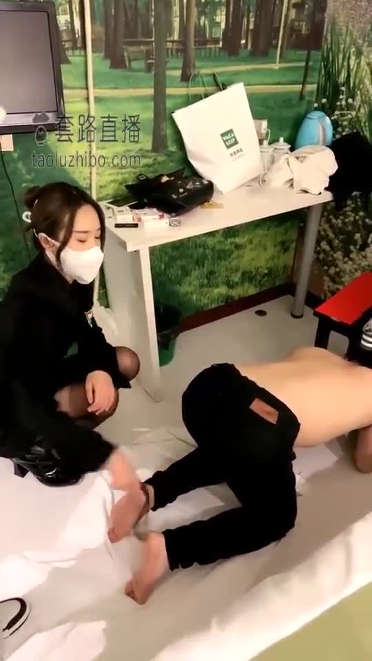 沐清忧和昕昕 双s训狗