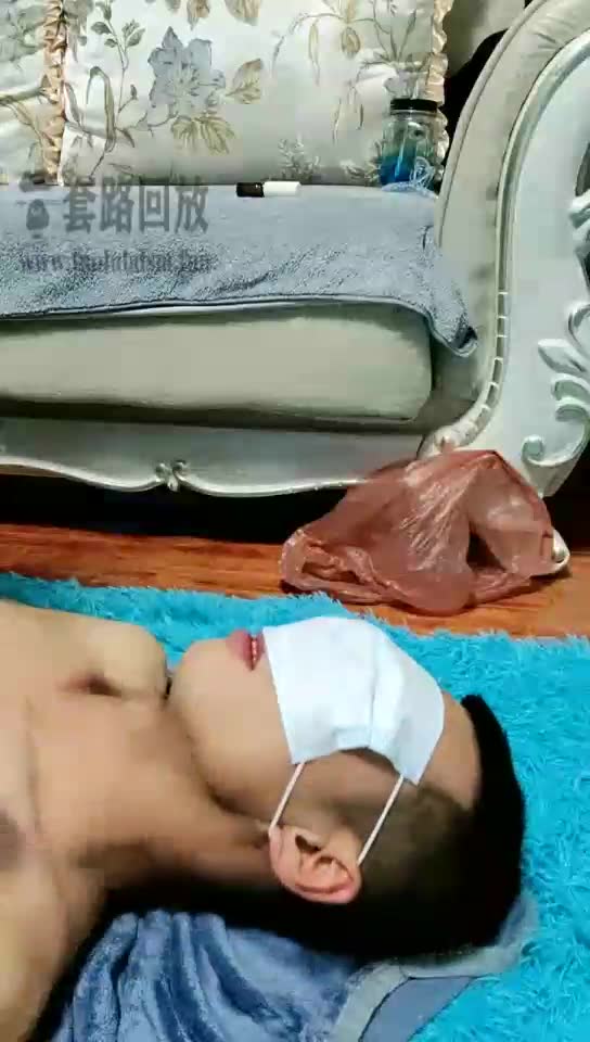 仙飒 弟弟急色惹姐姐生气 被姐姐暴虐的玩弄