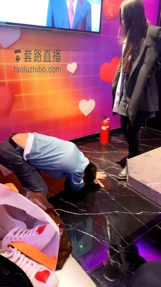 逗逗 KTV完全暴力美学 太暴力了