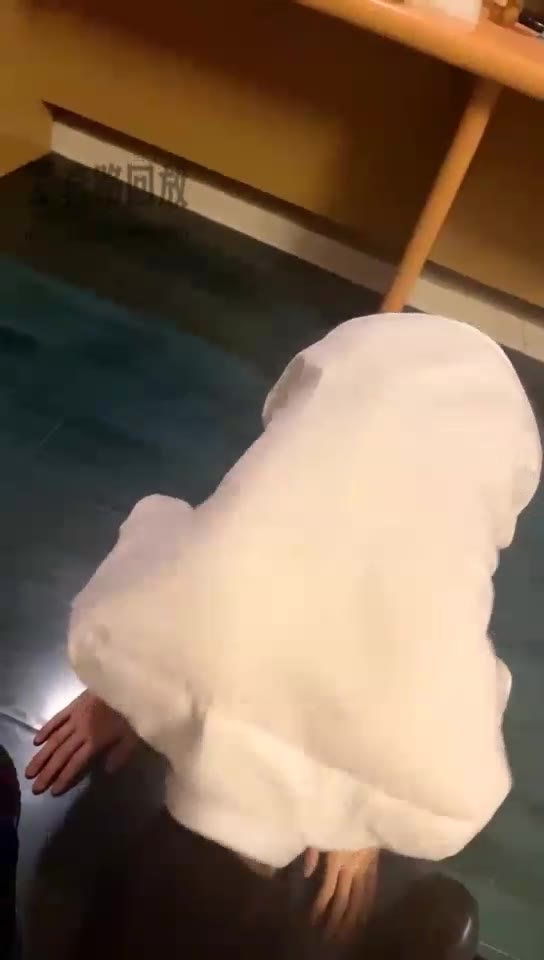 七溪 调教场 舔丝袜脚 深喉 口喂食坐脸