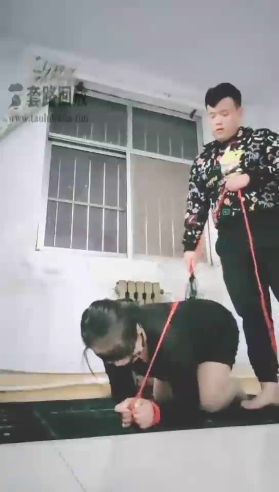 胭脂泪痕M 被初恋男友绑在窗户边玩