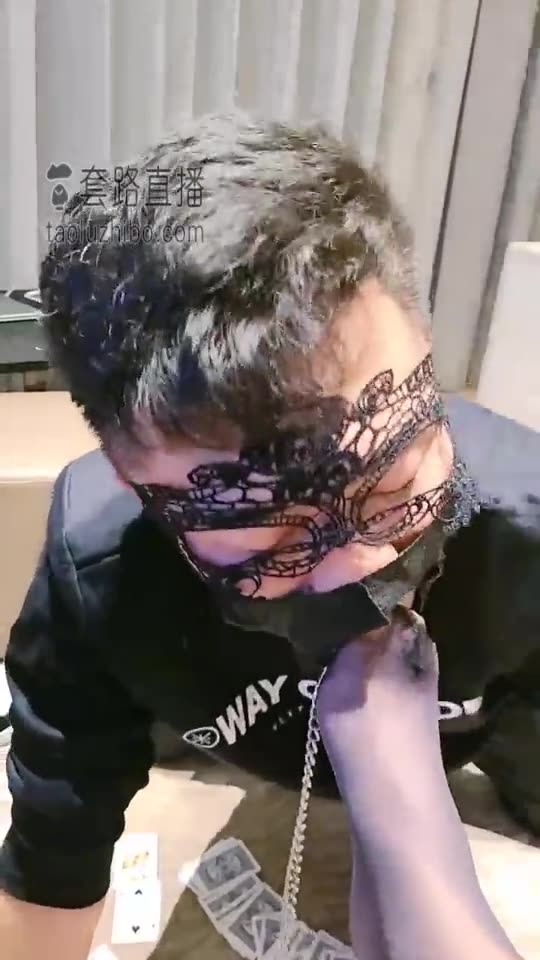 维妮 群调