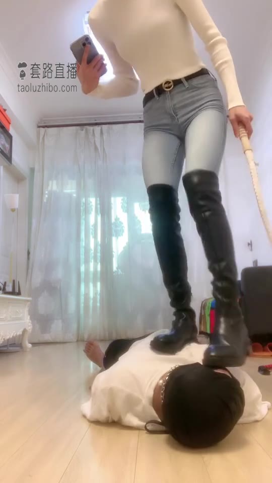 暴力美学 过膝靴 坐脸 窒息 踢裆