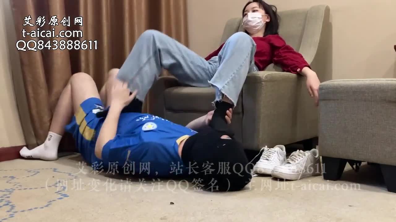 Student heroine, pure white AF, black socks, casual foot abuse, licking feet to relax