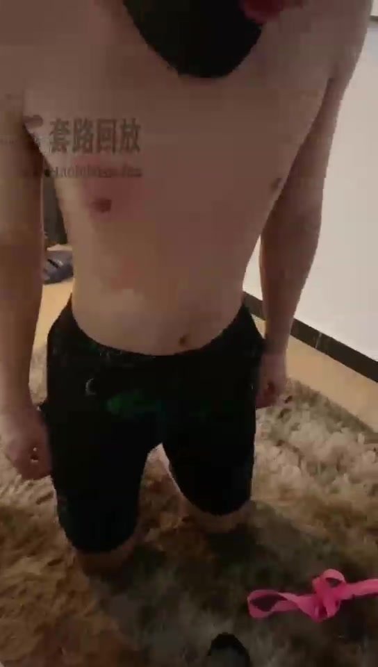 Aki粤语女王 汕头本土狗犯贱 一）