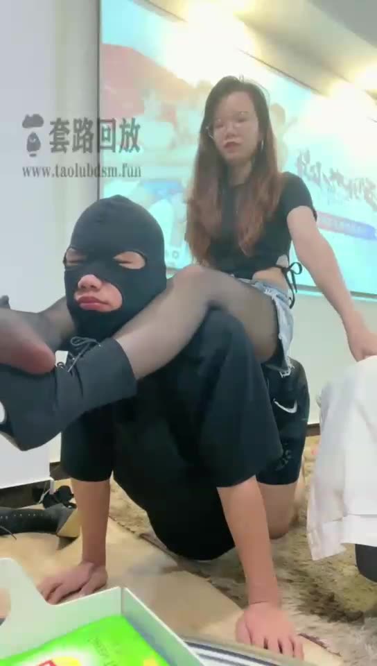 Aki粤语女王 汕头本土狗犯贱 二）