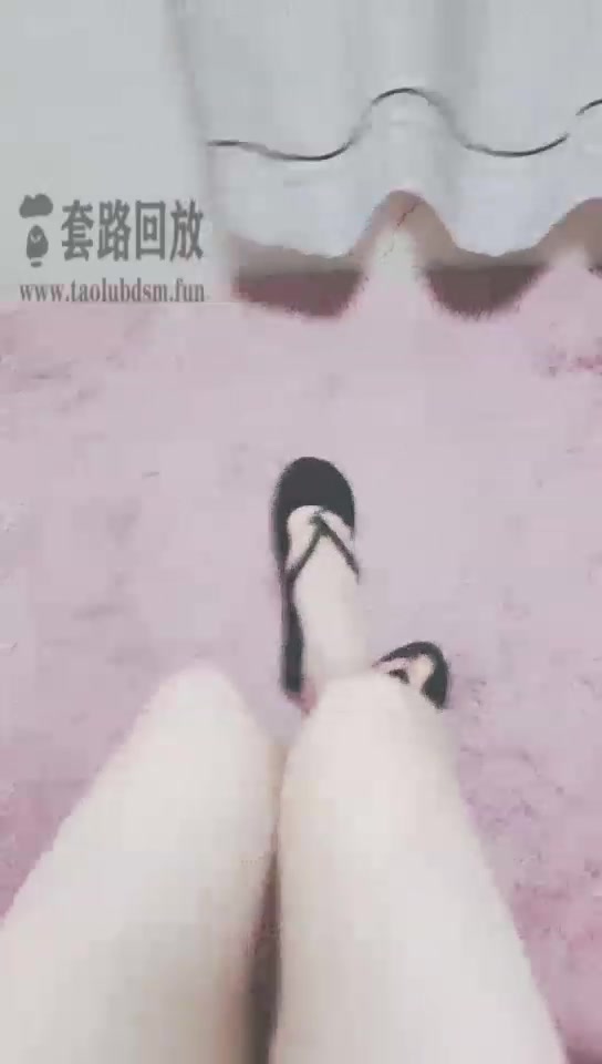 灵竹 人字拖上课 恋足 深喉 耳光