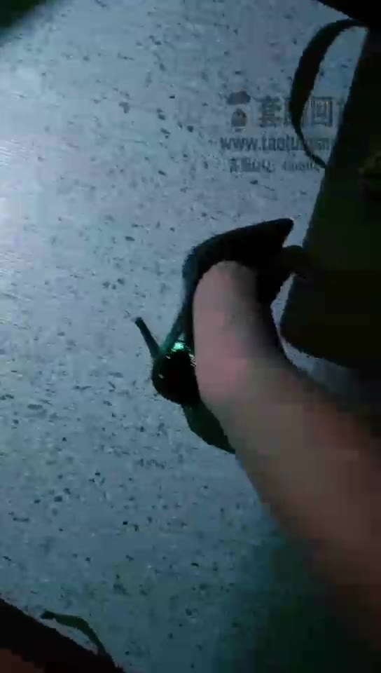 糖糖的小姨 酒吧群调 一