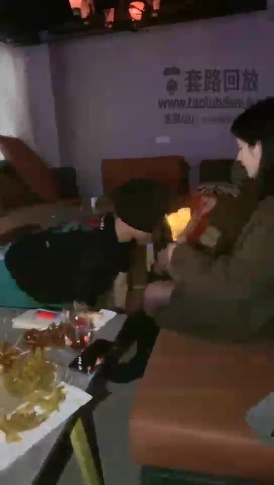 小拽主人 玩儿小贱狗