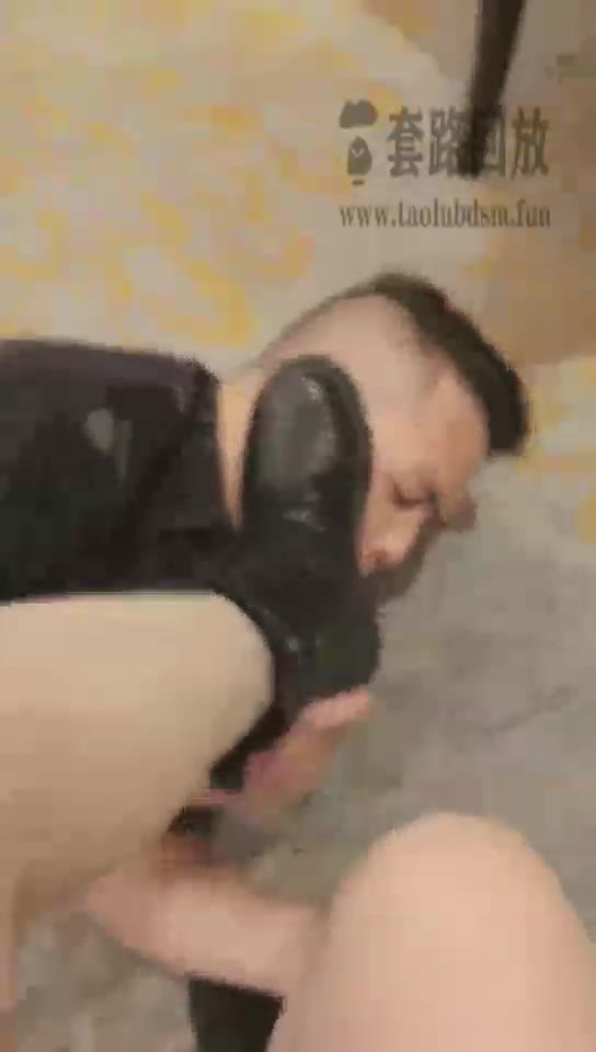 滔滔 第一次开发素人小姐姐 一