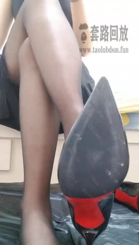 哆啦A梦 皮裤闻腾下坐脸