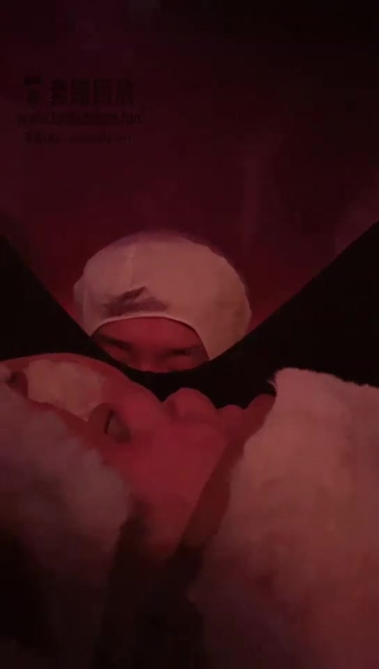 月亮 捆绑 深喉 鞭打