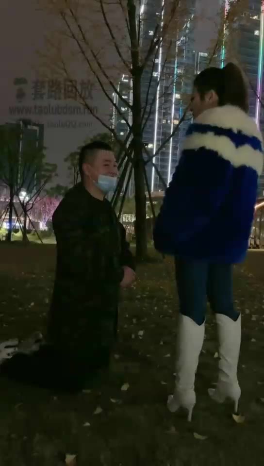 成都六姐 暗恋多年的同学被我们玩废了