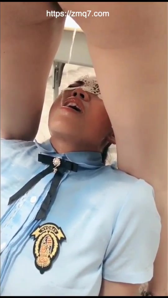 依莎 同好共享 教师调教母狗 口舌伺候