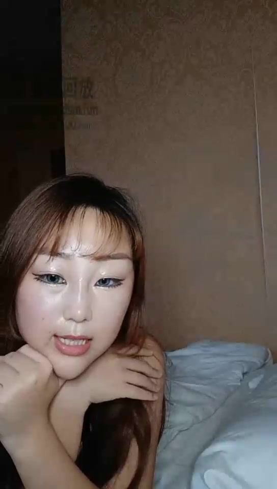 莉娜 保养菊花 吃套套 舌吻 极致诱惑