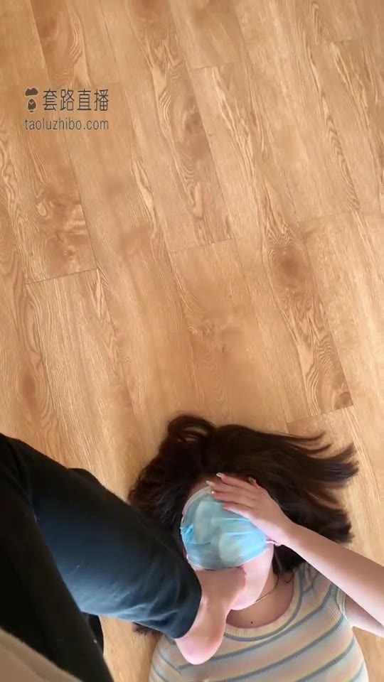 一纸 暴虐母狗 小三勾引我的老公被我发现狠狠收拾