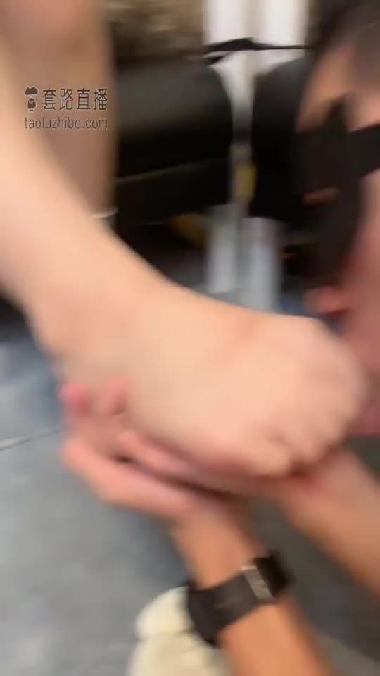 甜甜Master 带着素人闺蜜调教她男友和我家奴