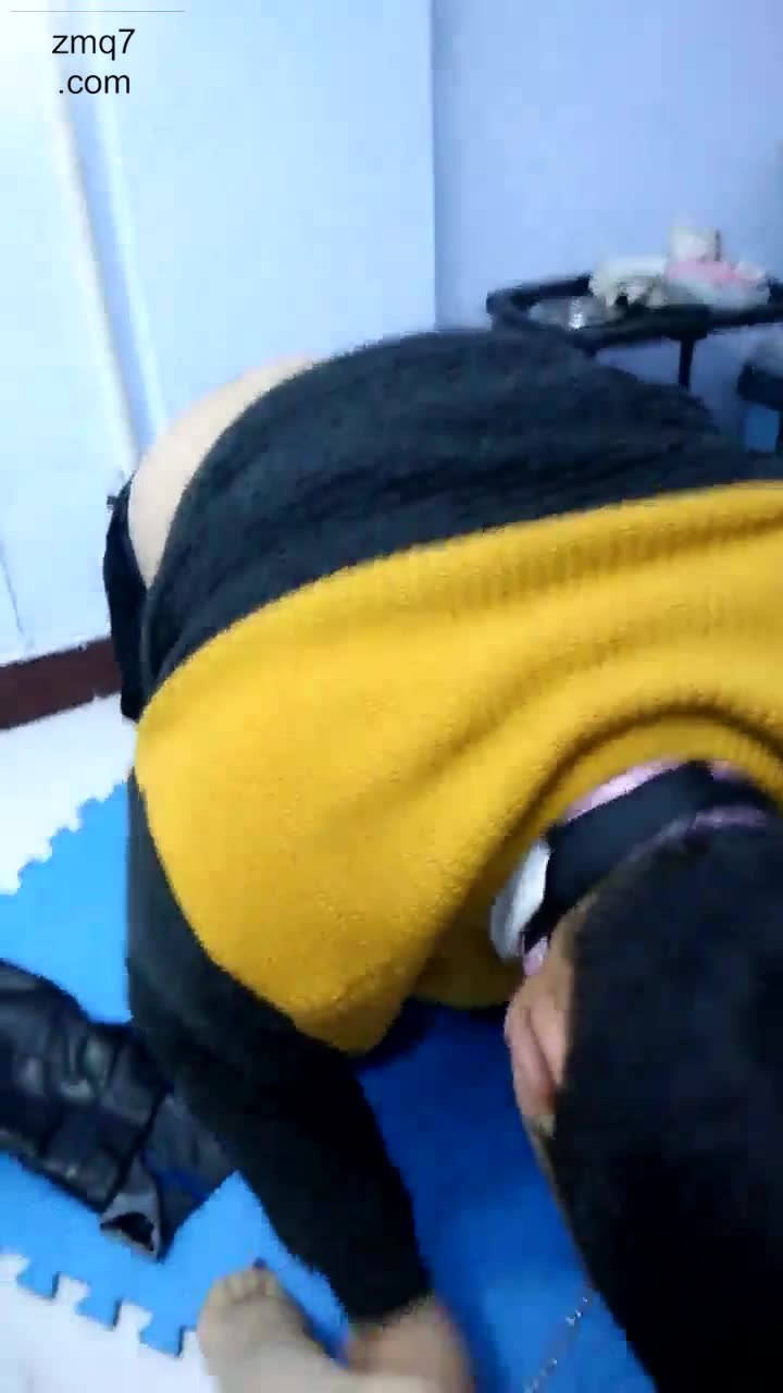 迷情女王 同好共享 玩脚奴