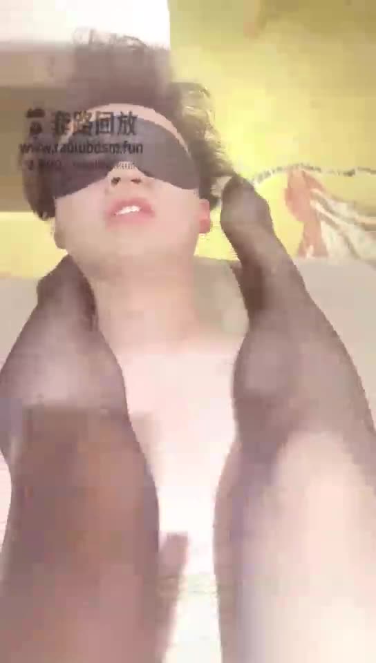 药神 绑架一只小奶骚来玩弄