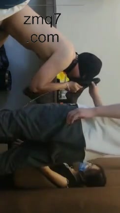 万一 同好共享 淋浴房捆绑 情侣调脚奴 上部