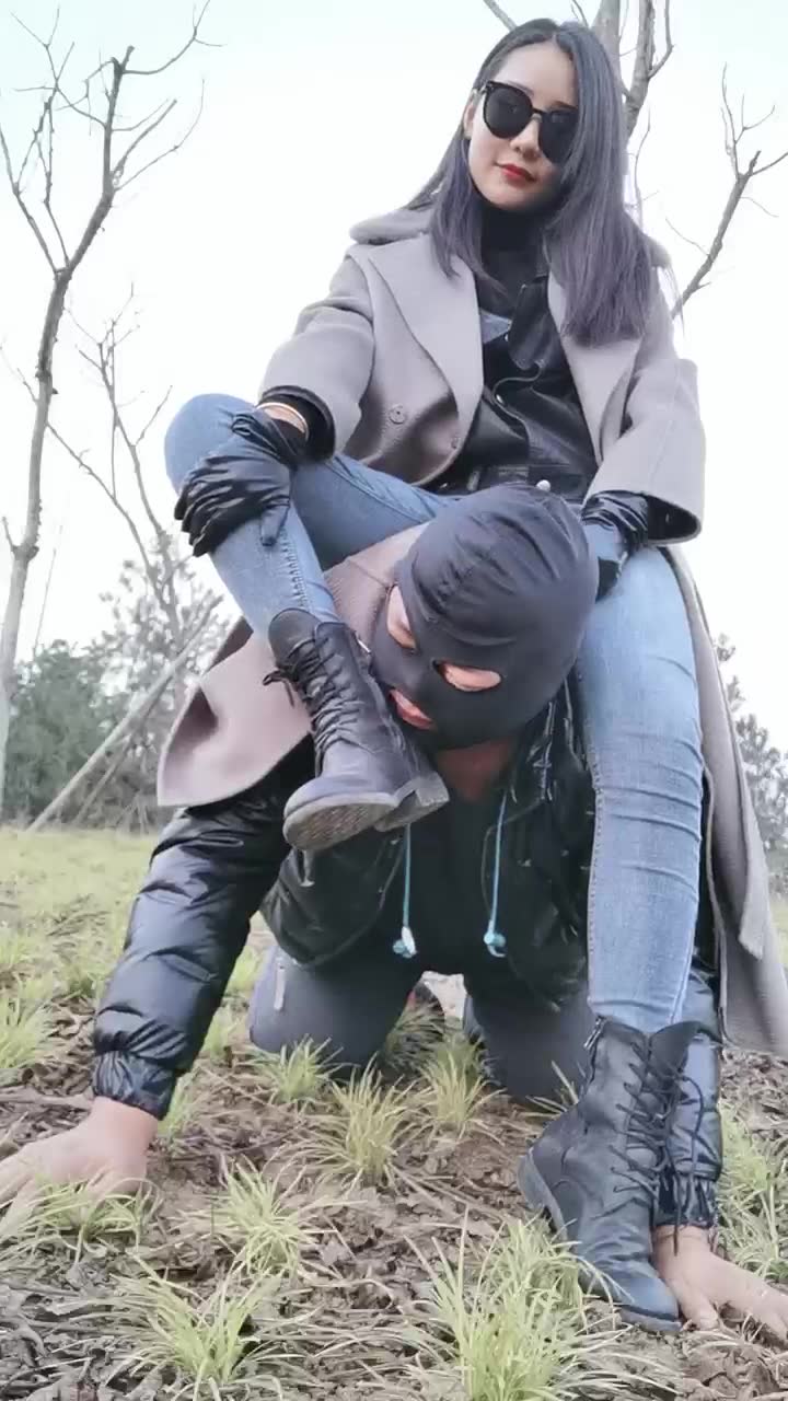 药神 户外遛狗骑马活埋