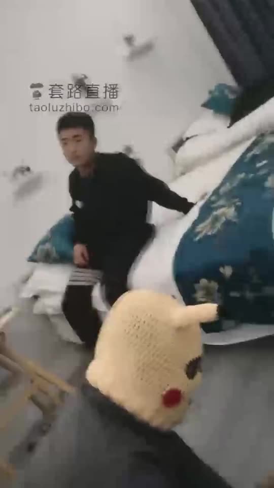 精神小妹 首次体验精神小妹情侣羞辱