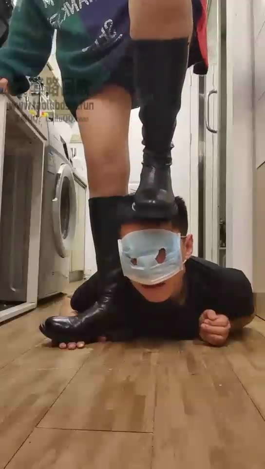 梵高 开发素人性感阿姨