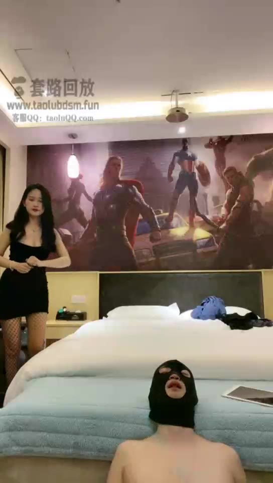 汐月 羞辱贱狗踩踏虐乳摘圣水