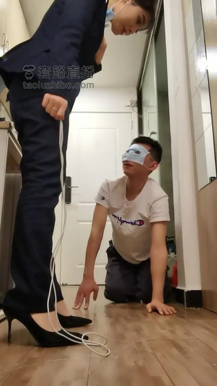 梵高 跪求御姐玩弄